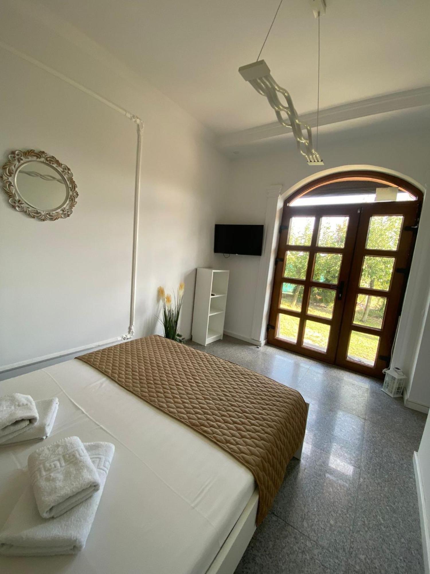 Ami Residence Bucharest Airport&Therme&Parking Otopeni Eksteriør bilde